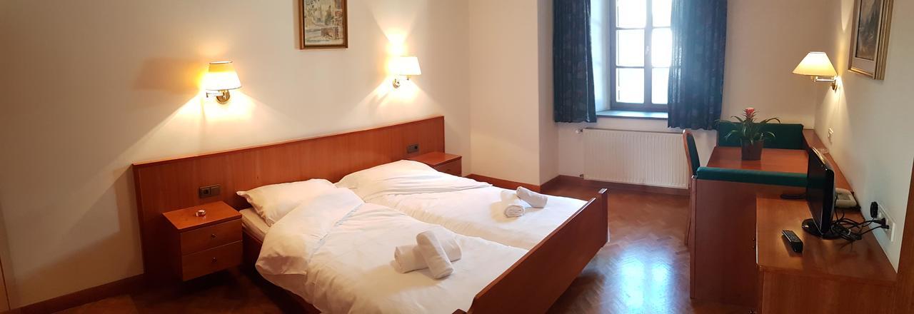 Weisses Roessl Bed & Breakfast Appiano Sulla Strada Del Vino Eksteriør bilde