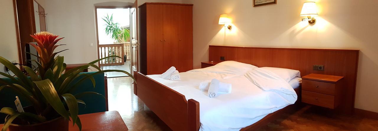 Weisses Roessl Bed & Breakfast Appiano Sulla Strada Del Vino Eksteriør bilde